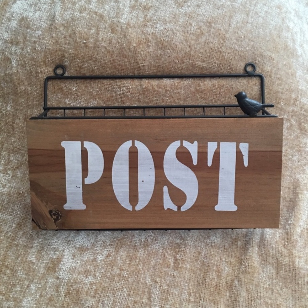 Rustic wall post mail metal wood farmhouse NEW